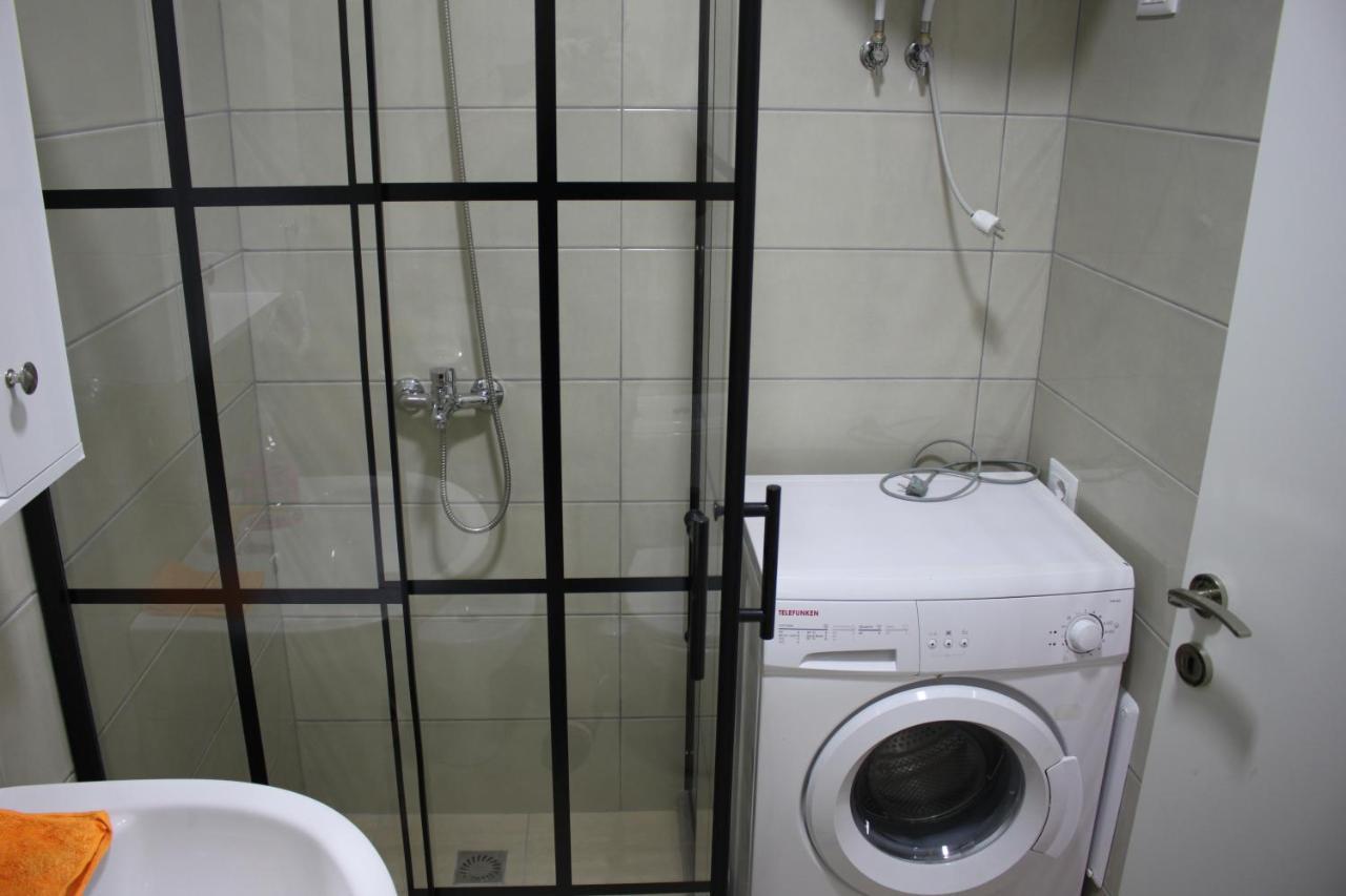Everest Apartments Shëngjin Extérieur photo