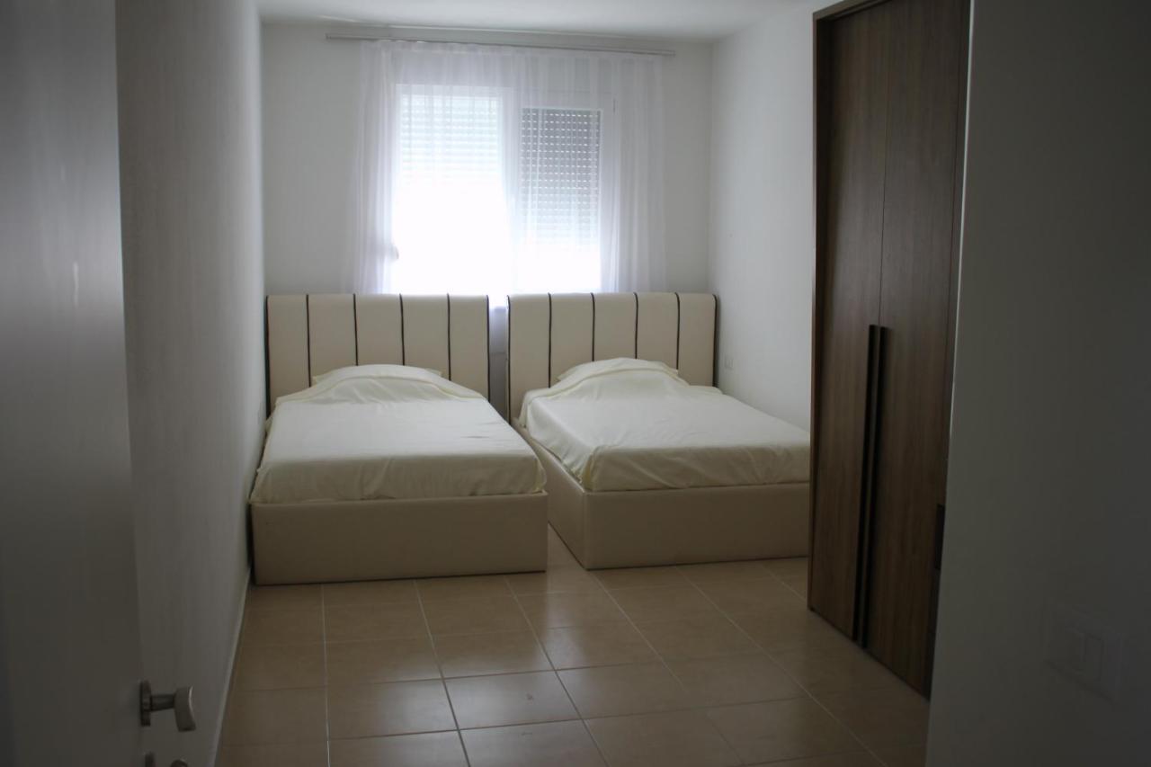 Everest Apartments Shëngjin Extérieur photo