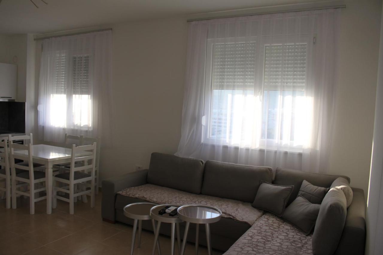 Everest Apartments Shëngjin Extérieur photo