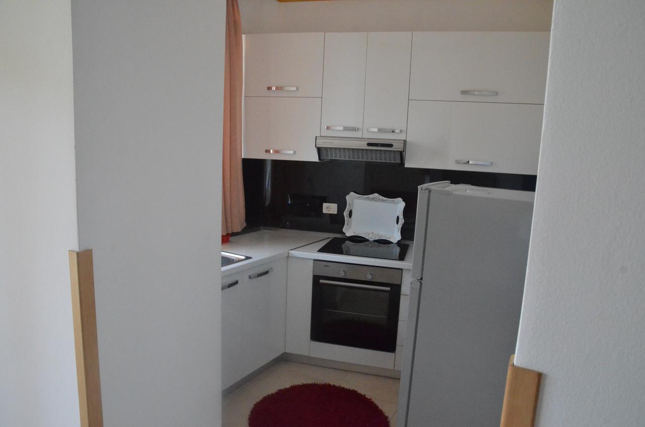 Everest Apartments Shëngjin Extérieur photo