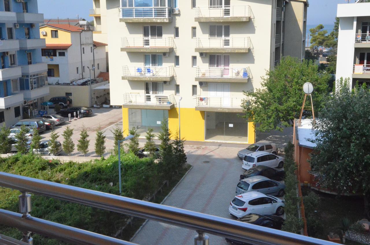 Everest Apartments Shëngjin Extérieur photo