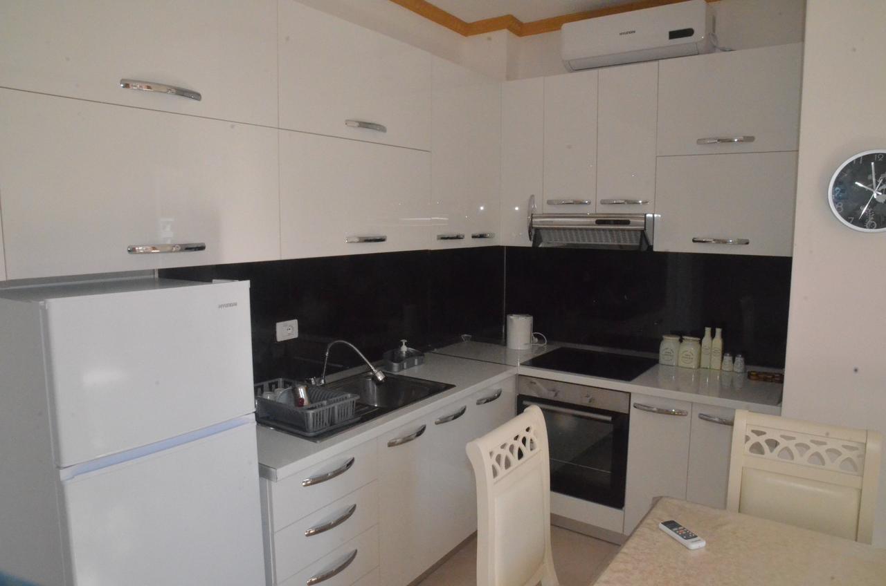 Everest Apartments Shëngjin Extérieur photo